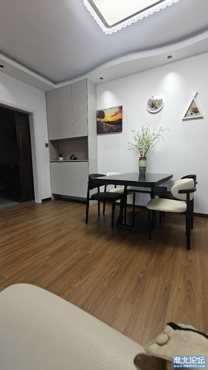 百合公寓-餐厅-20250519-2.jpg